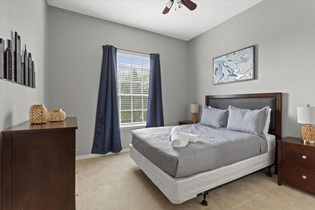 Long Stays! Lakefront - Gated Pool Home Orlando Exteriör bild