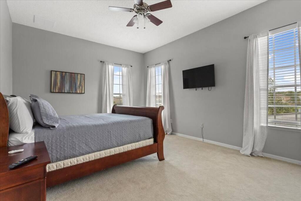 Long Stays! Lakefront - Gated Pool Home Orlando Exteriör bild