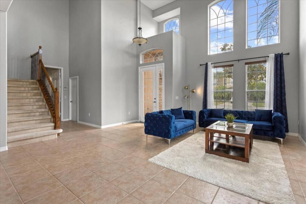 Long Stays! Lakefront - Gated Pool Home Orlando Exteriör bild